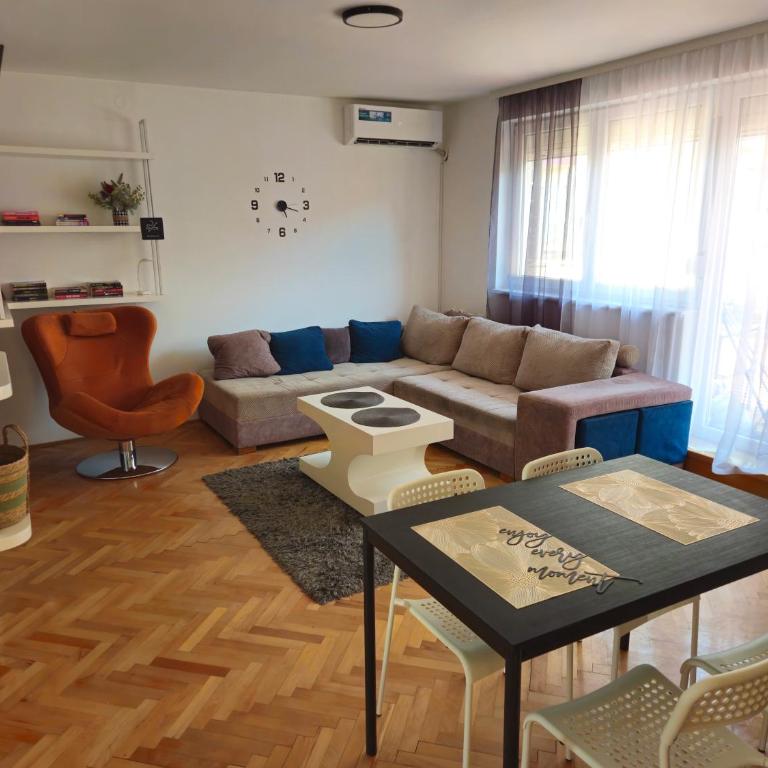 Doksat Central Apartment - Two-Bedroom Apartment - 11