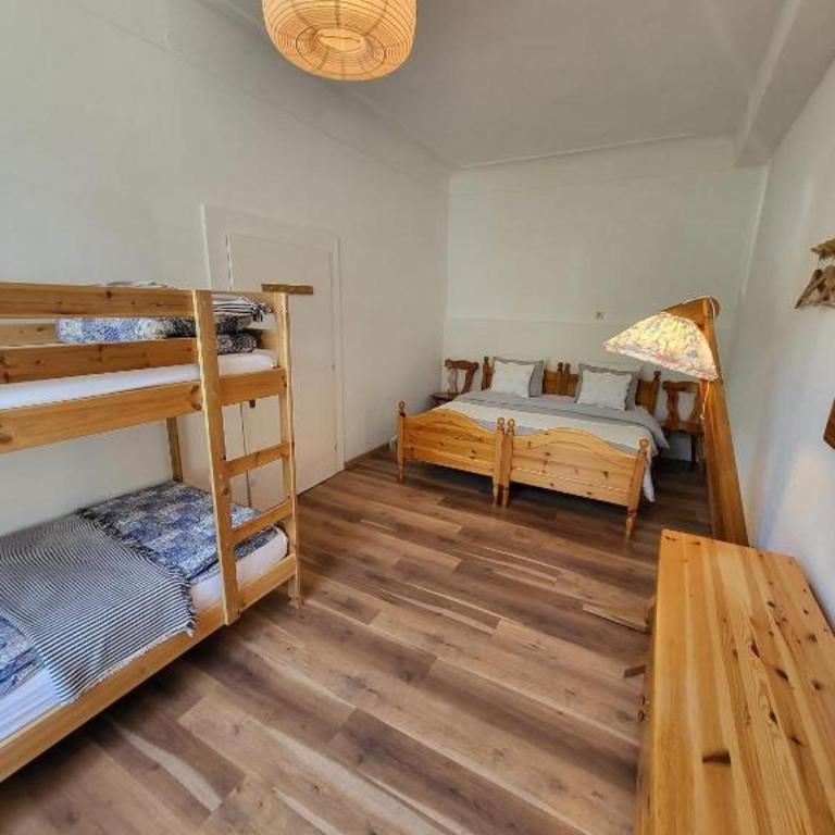 Holiday Home up to 7 Guests - Haus mit 3 Schlafzimmern - 7