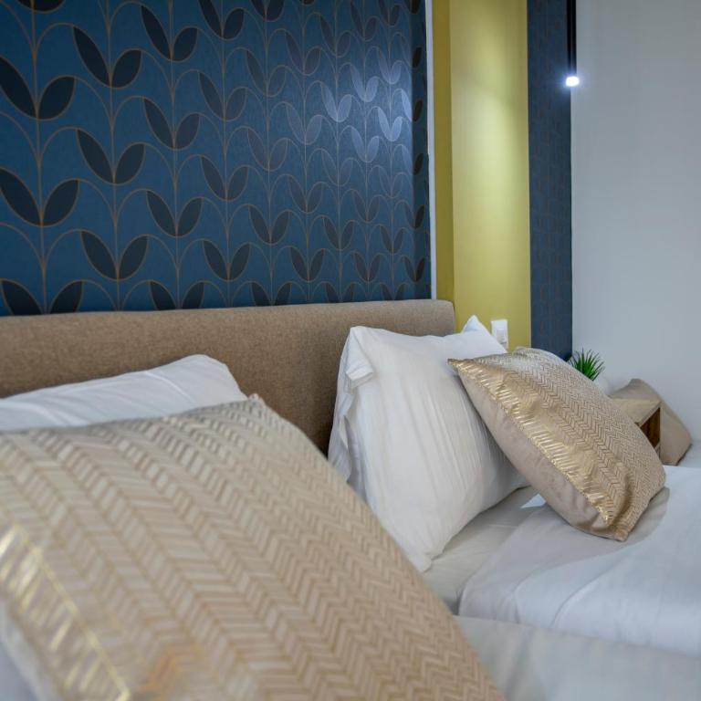 Trastevere Suites Guest House - Camera Doppia con Letti Singoli con Letto Supplementare - 8