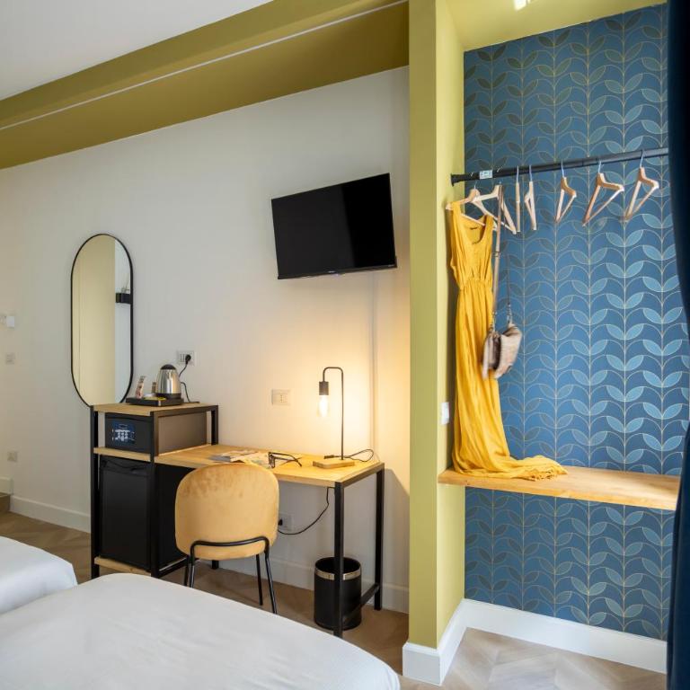 Trastevere Suites Guest House - Camera Doppia con Letti Singoli con Letto Supplementare - 20