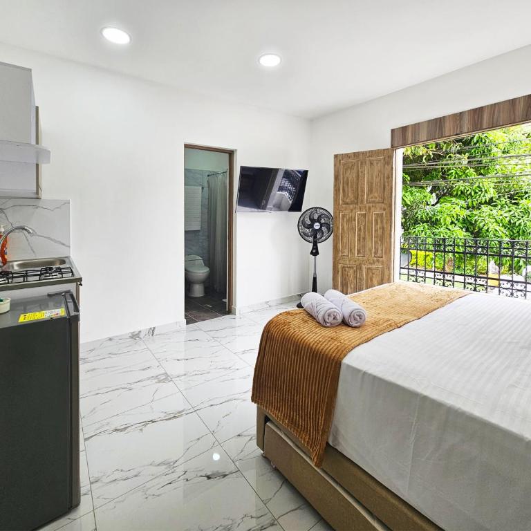 Casa Eterna Campo Valdés - Studio with Balcony - 2