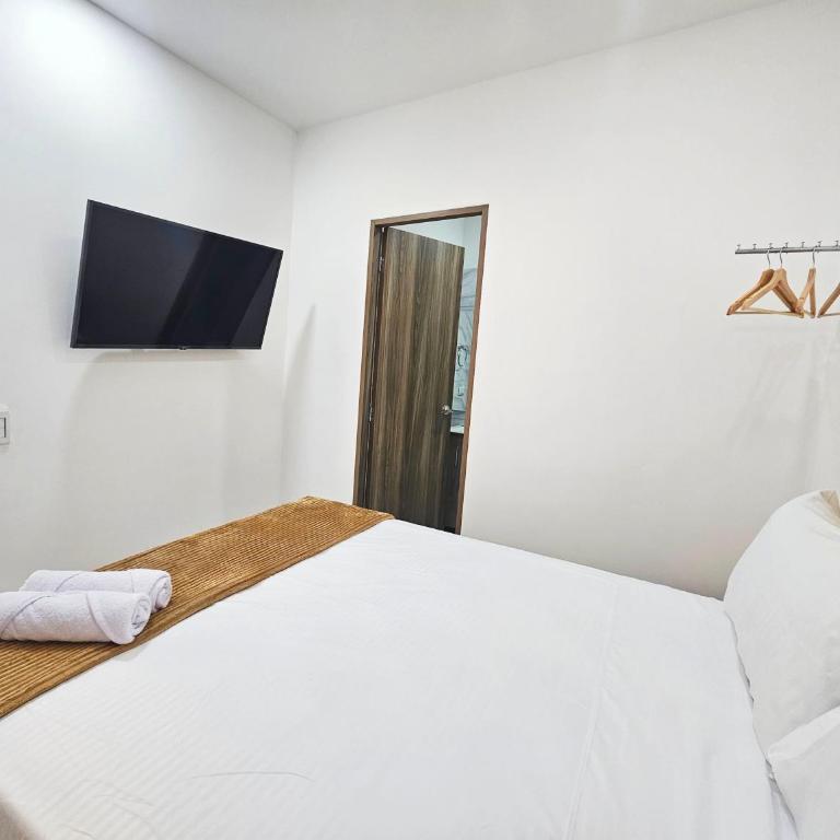 Casa Eterna Campo Valdés - Budget Double Room - 5