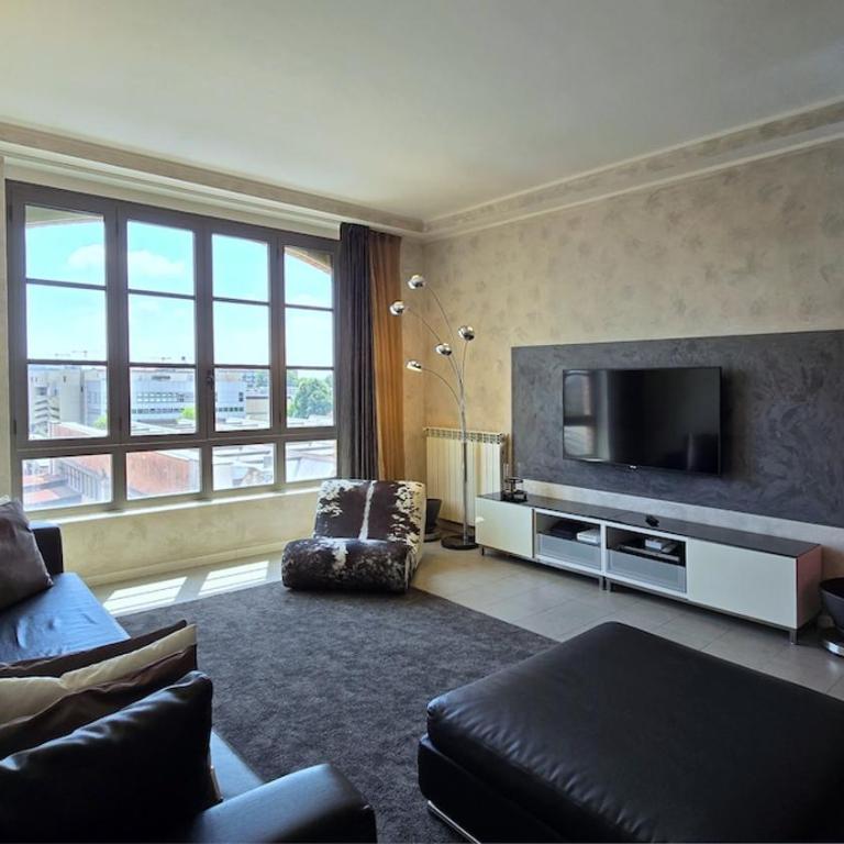 Luxury Loft near PalaItalia Milano - One-Bedroom Apartment - 4