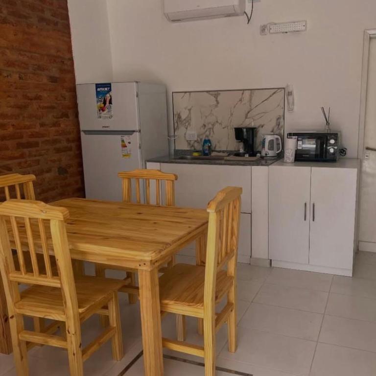 Hotel De Campo Firmat - Habitación Familiar - 6