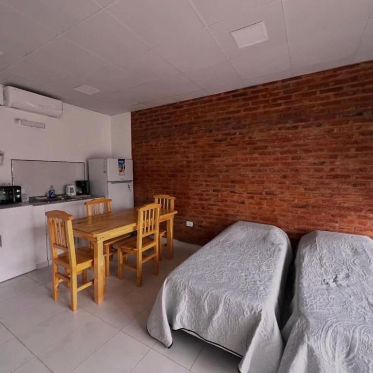 Hotel De Campo Firmat - Habitación Familiar - 3