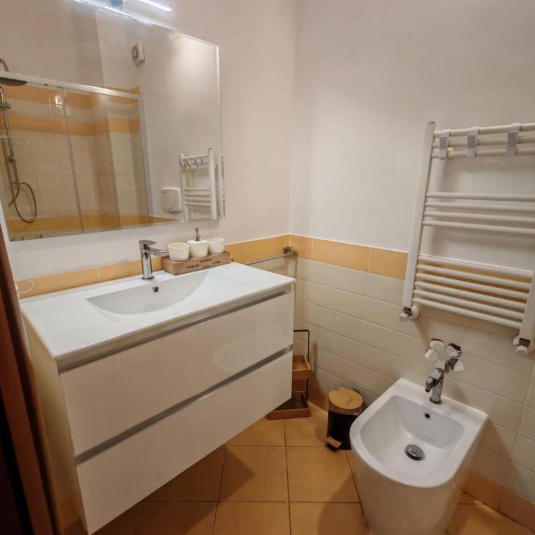 Maison Nino - Appartamento con 1 Camera da Letto e Balcone - 6