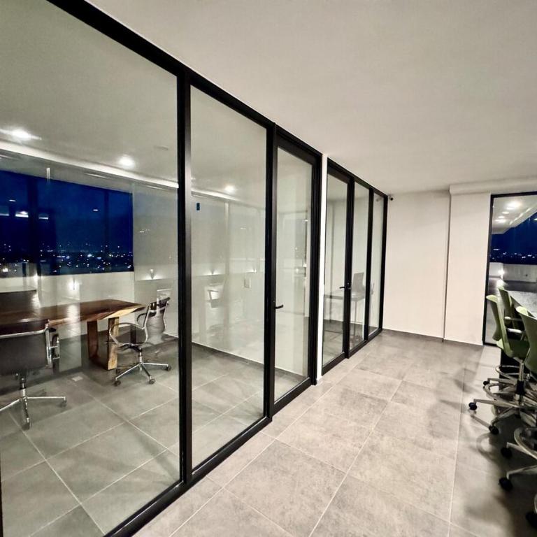 Depa entero nuevo con vista al bosque y ciudad - Apartamento de 1 dormitorio - 3