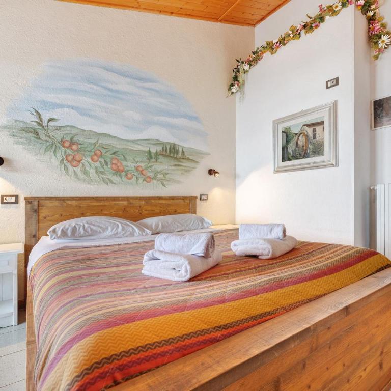 Agriturismo Scuderia Castello - Camera Quadrupla con Doccia - 8