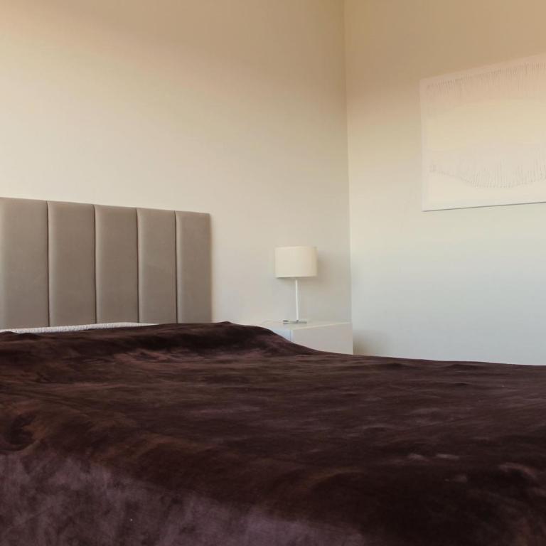 Luminoso Depto con Increible Vista y Pileta - Apartamento de 1 dormitorio - 10