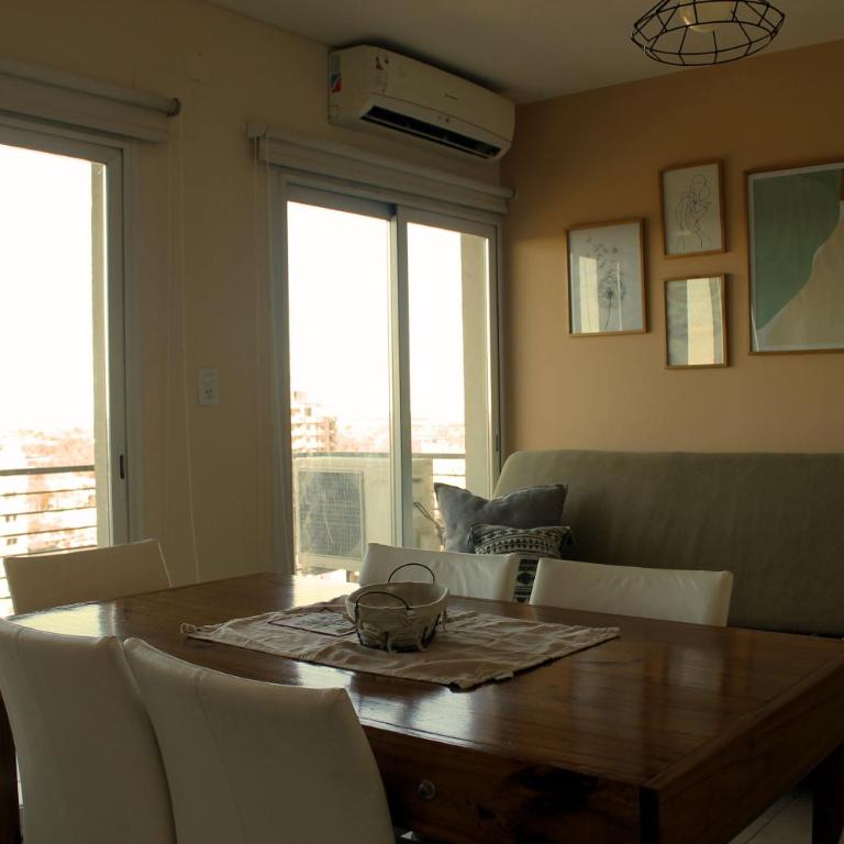 Luminoso Depto con Increible Vista y Pileta - Apartamento de 1 dormitorio - 2