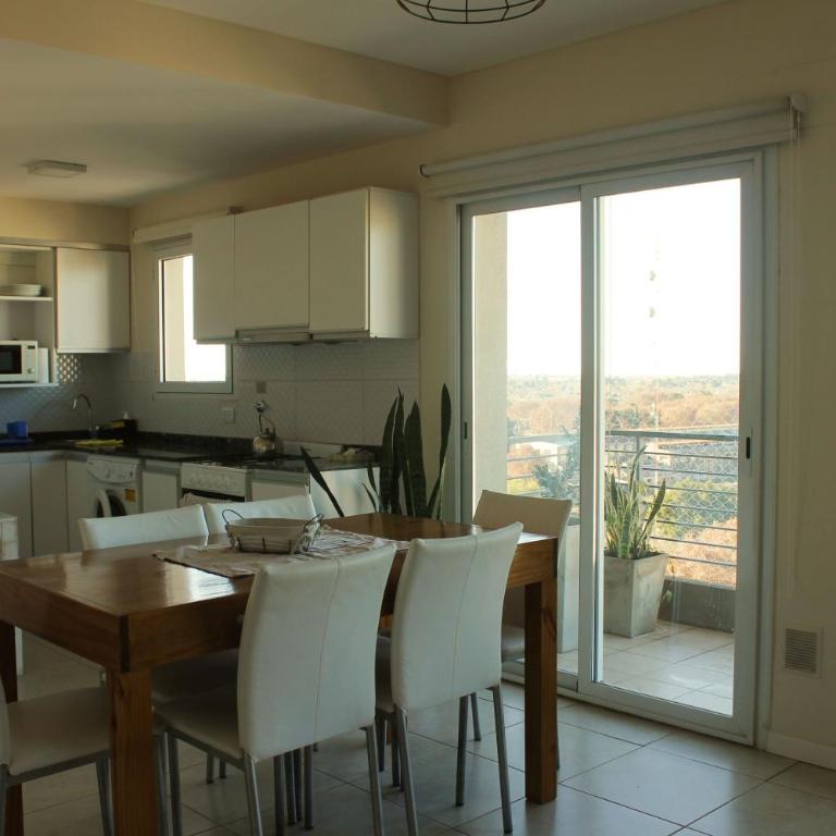 Luminoso Depto con Increible Vista y Pileta - Apartamento de 1 dormitorio - 7