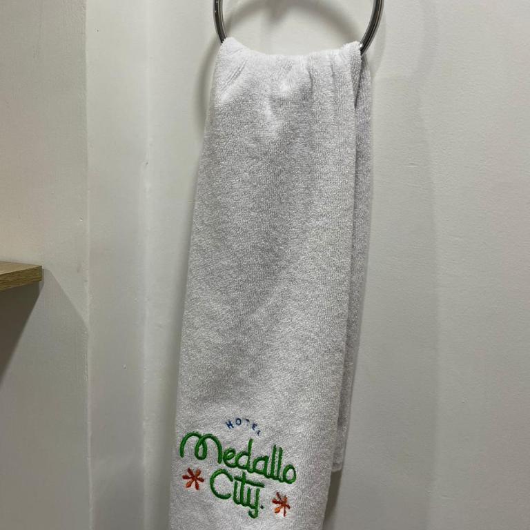 Hotel Medallo City - Deluxe Double Room - 6