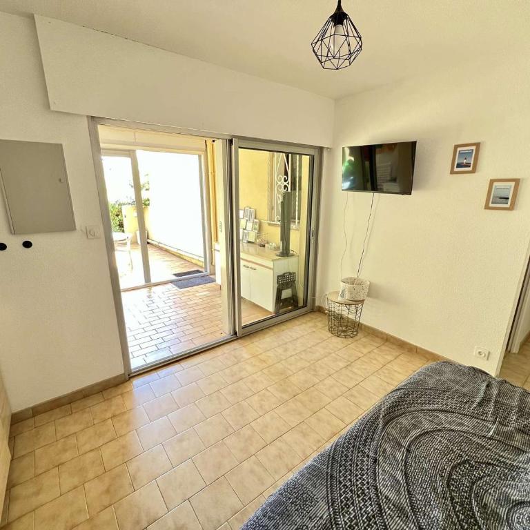 T2 cabine en rez-de-jardin, parking, animaux OK - FR-1-702-78 - Appartement - 10