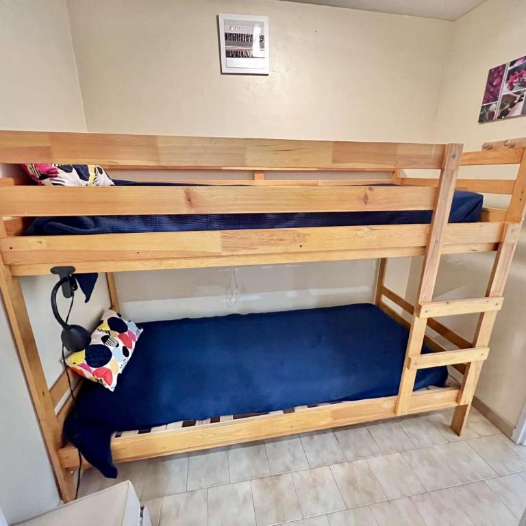 T2 cabine en rez-de-jardin, parking, animaux OK - FR-1-702-78 - Appartement - 21