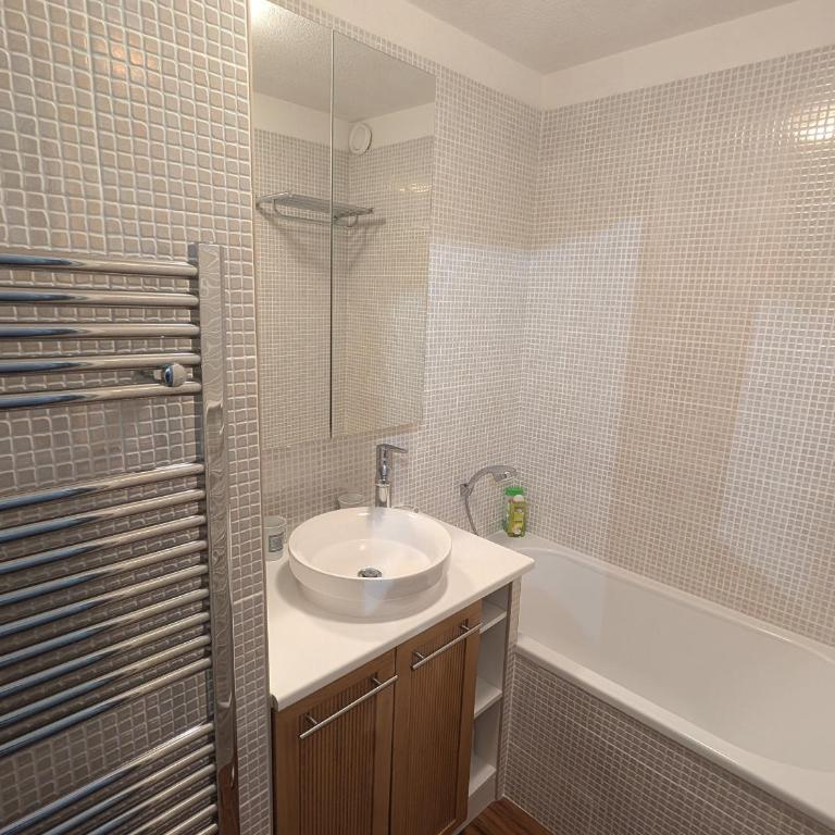 Appartement lumineux avec vue montagne - 6 pers. - Appartement 2 Chambres - 13