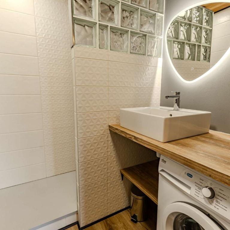 Appartement rénové, vue montagne - 6 à 8 pers. - Appartement 2 Chambres - 12