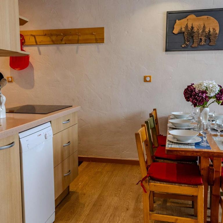 Appartement, vue montagne - 4 Ã 6 pers. - FR-1-885-54 - Appartement - 5