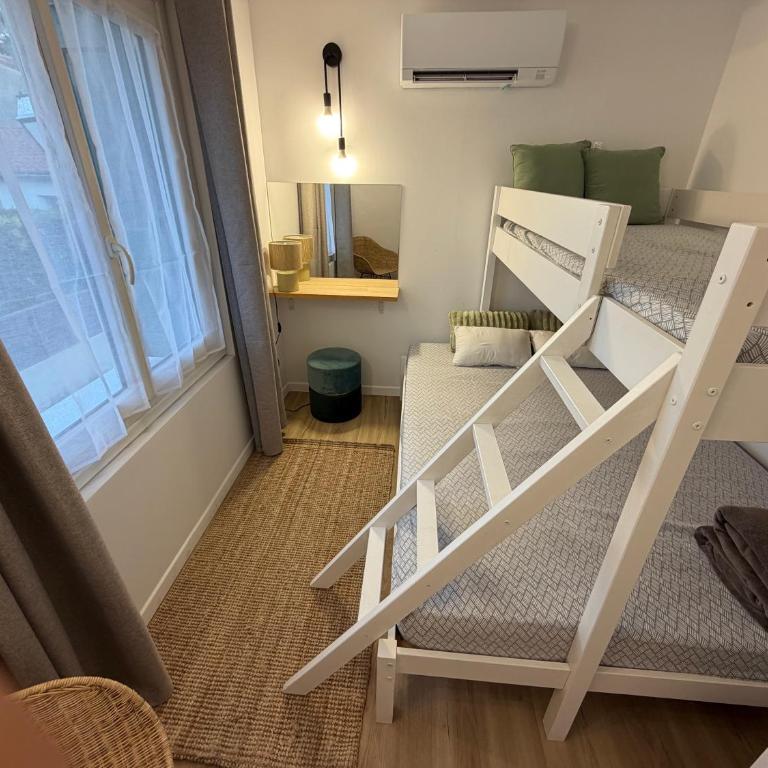 Jolie masion climatisé à Argelès-sur-Mer avec charmant jardin - Three-Bedroom Villa - 3