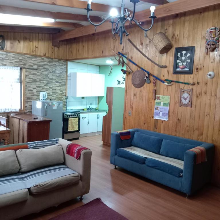 Casa familiar y céntrica - Three-Bedroom House - 9