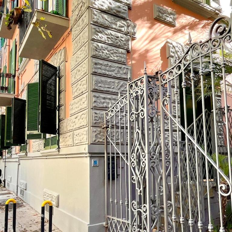5 min from Metro Station - Liberty Suite in Vomero - Appartamento - 2