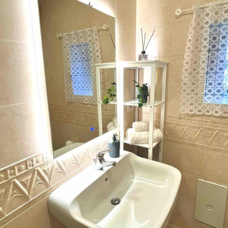 5 min from Metro Station - Liberty Suite in Vomero - Appartamento - 10