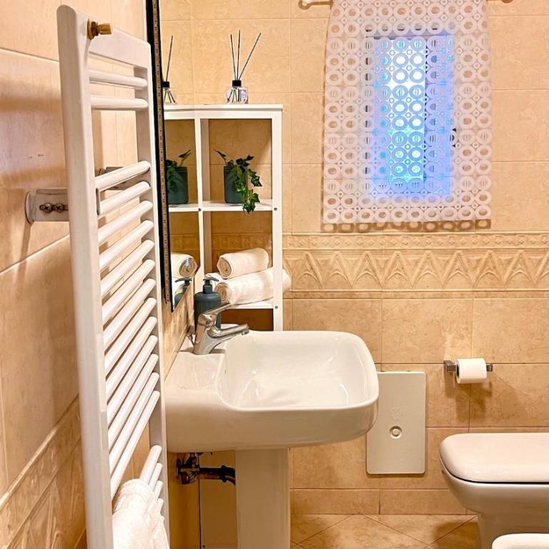 5 min from Metro Station - Liberty Suite in Vomero - Appartamento - 12