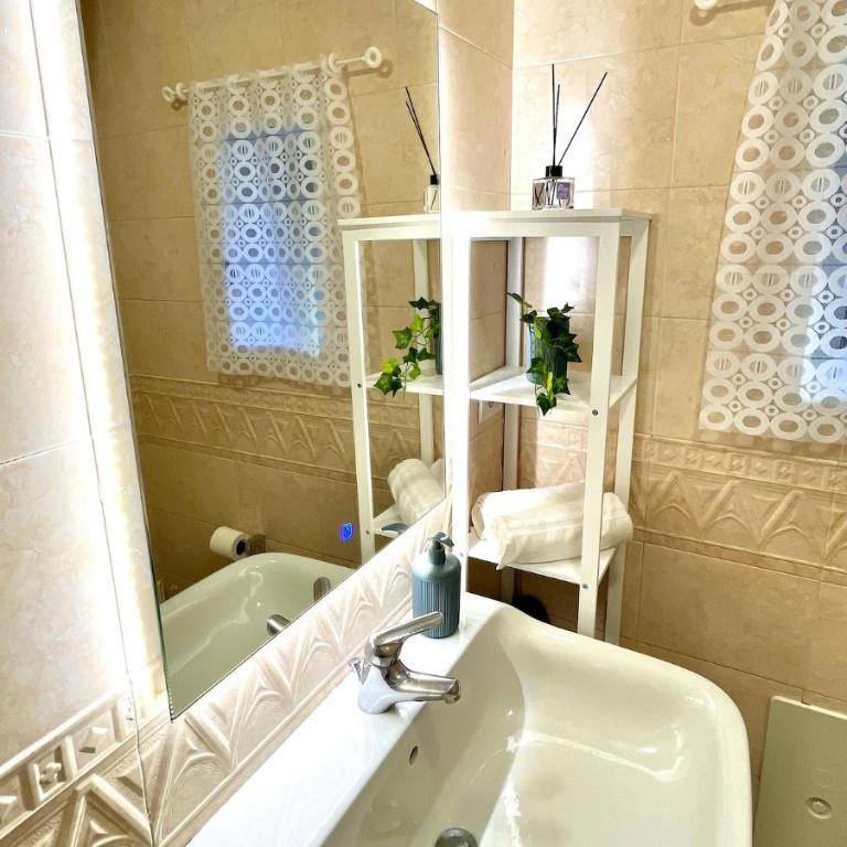 5 min from Metro Station - Liberty Suite in Vomero - Appartamento - 16