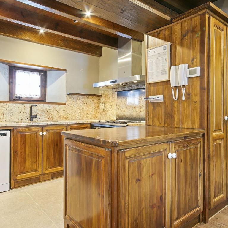 Luderna - Casa con terraza Cuylas - Casa - 4