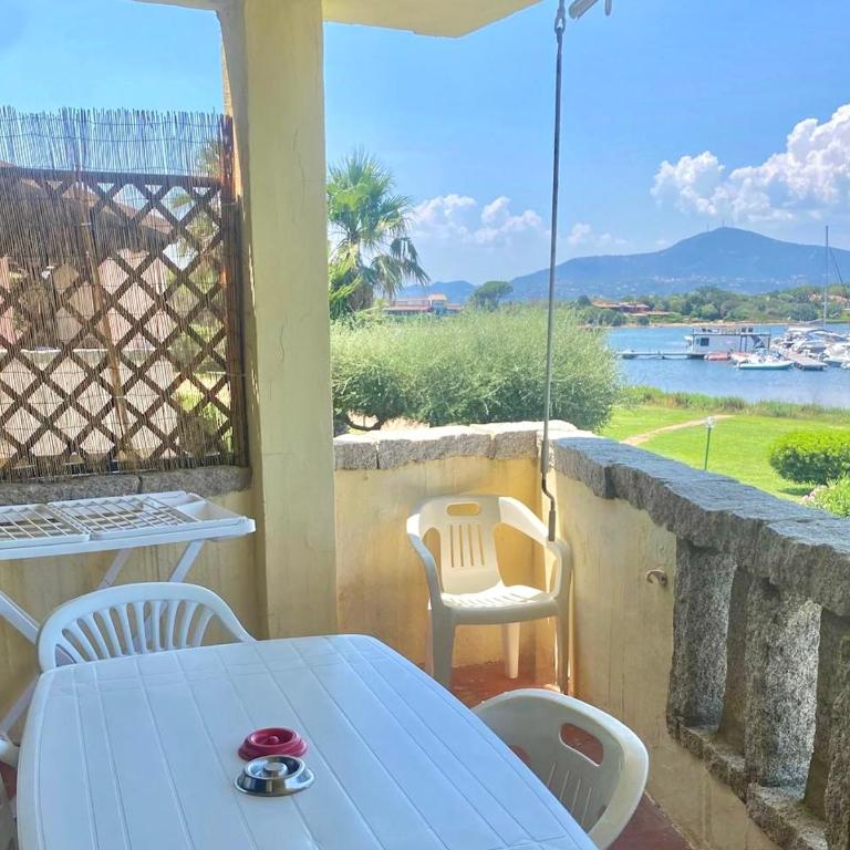 Residence with pool and beach in Porto Rotondo - Loft - 10