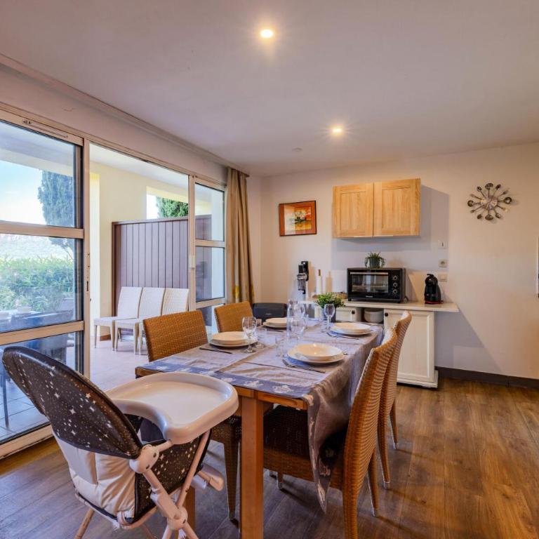 Résidence le Village de Cap Esterel - maeva Home - Appartement 1 chambre 1 coin cabine 7 personnes avec terrasse et parking MAE-9083 - Apartamento - 4