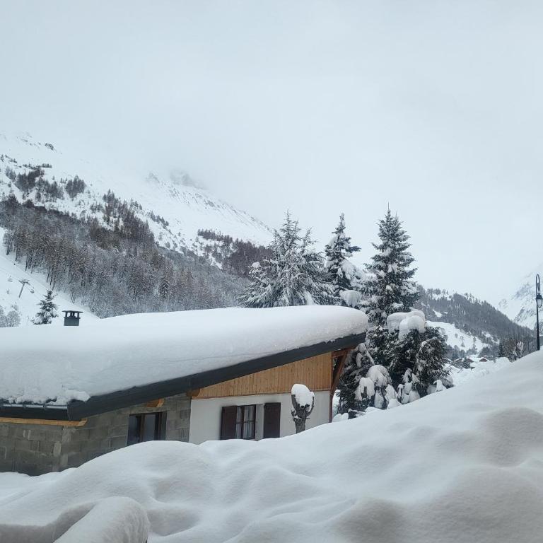 VALLOIRE - Les Verneys - Thymel - Three-Bedroom Apartment - 2