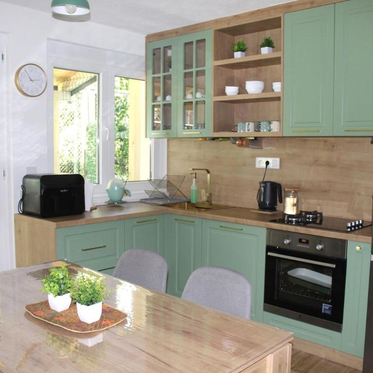 Sarajevo Modern Duplex Home - Apartman sa 3 Spavaće Sobe i Balkonom - 28
