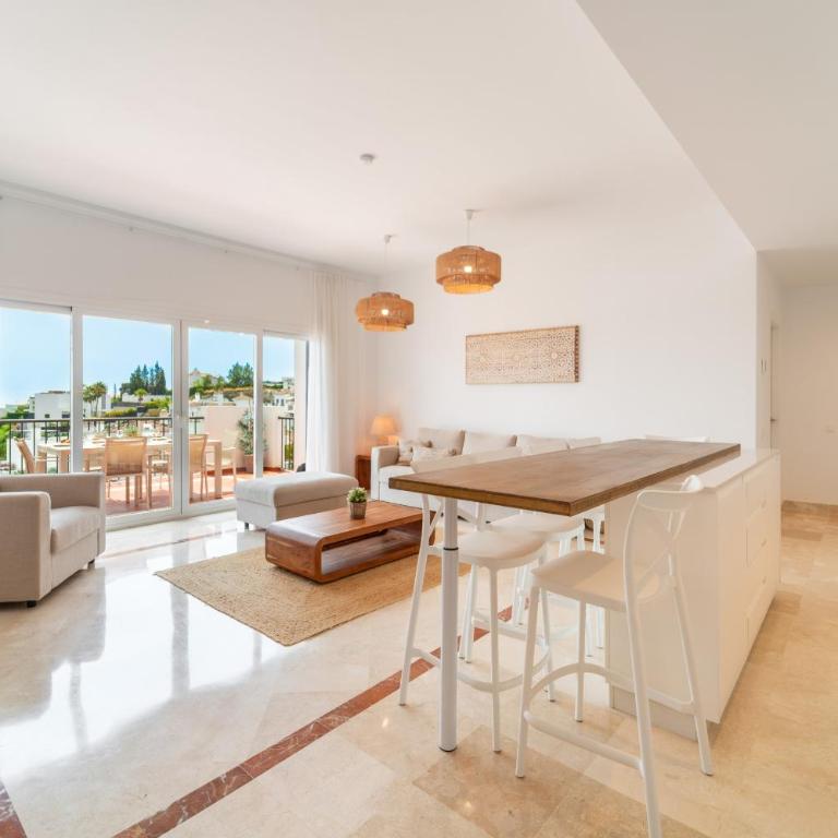 Penthouse in El Paraiso - TakeCareMalaga - Apartment - 11
