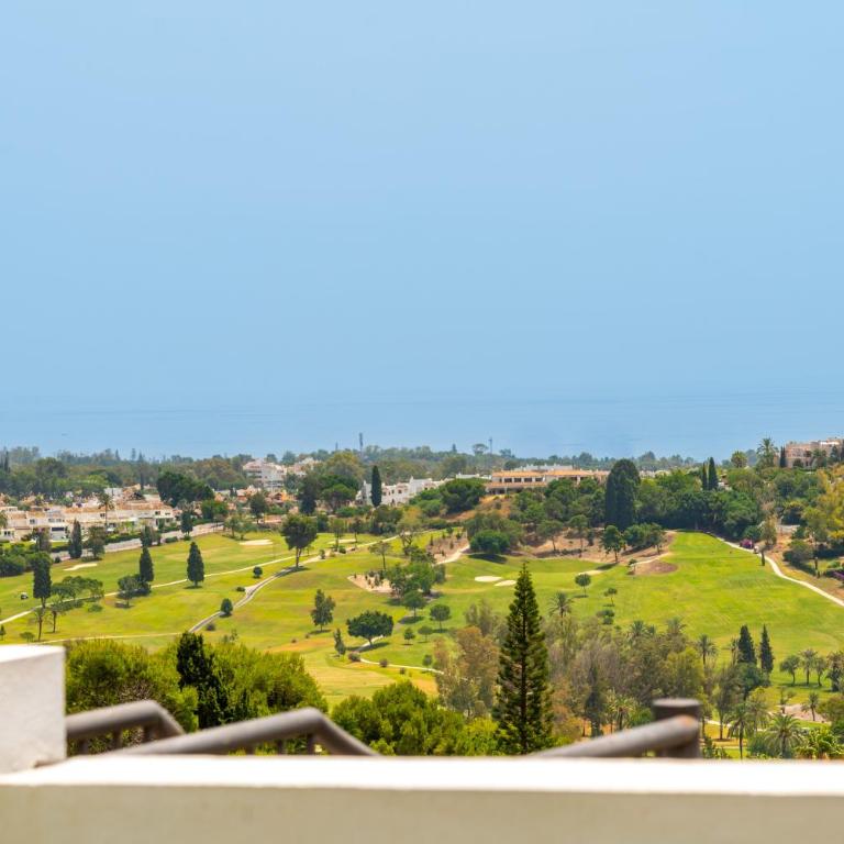 Penthouse in El Paraiso - TakeCareMalaga - Apartment - 30