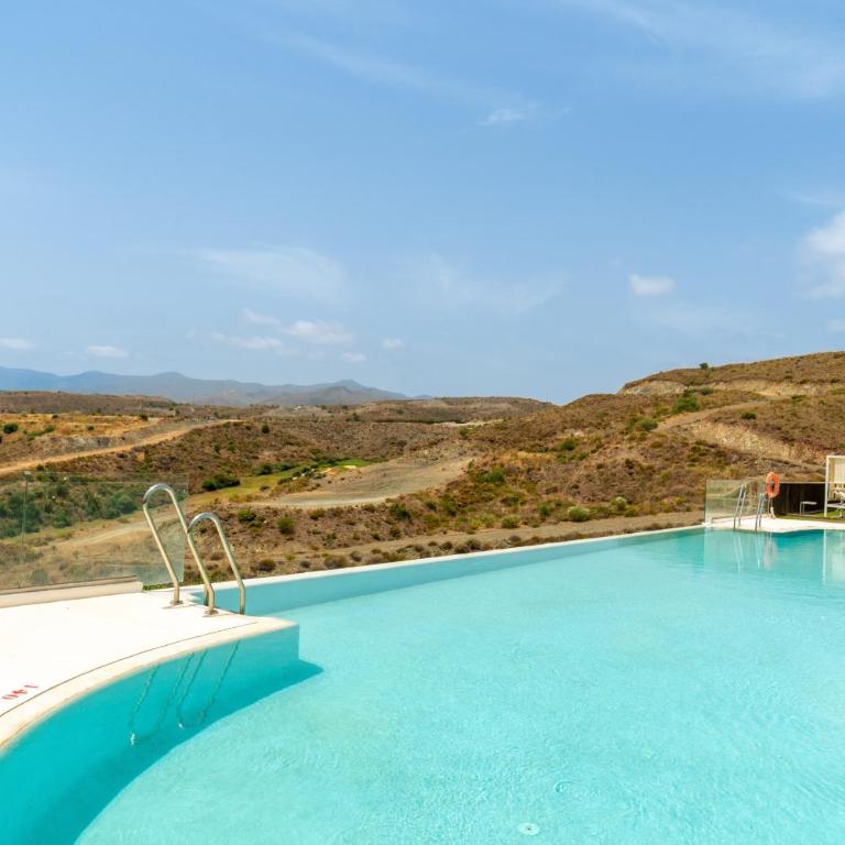 Penthouse in El Paraiso - TakeCareMalaga - Apartment - 33