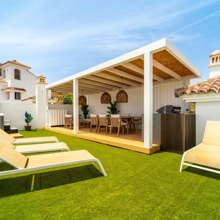 Penthouse in El Paraiso - TakeCareMalaga - Apartment - 39