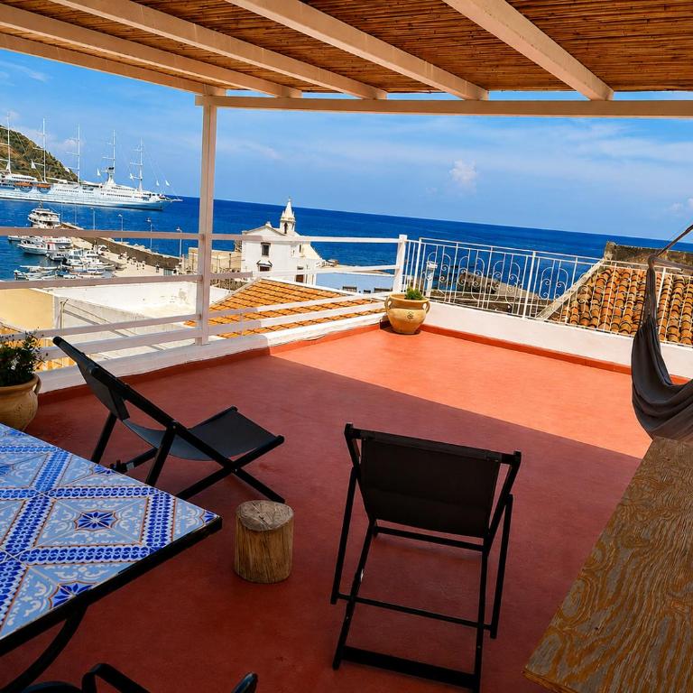 Casa Giuliana - Appartamento con Vista Mare - 17