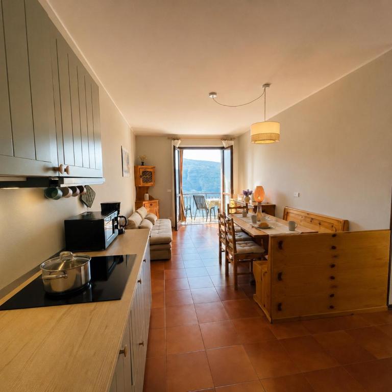 Appartamento Algarda by Theater Home - Appartamento con Vista Lago - 5