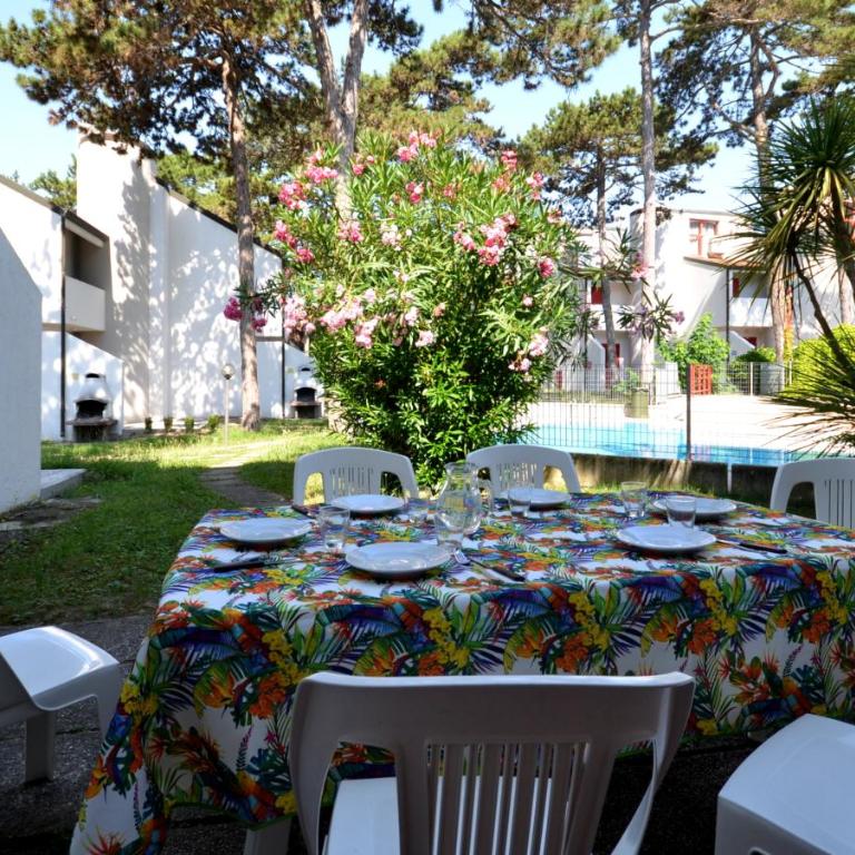 Holiday Village - Three-Bedroom Apartment - Beach included - 14