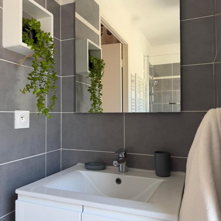 T3 avec parking proche du port - Apartment mit 2 Schlafzimmern - 23