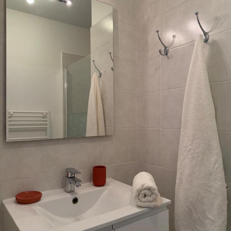 T3 avec parking proche du port - Apartment mit 2 Schlafzimmern - 26