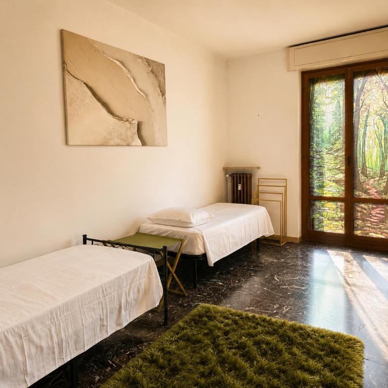 INDULGEO Home Barana - Camera Doppia con Letti Singoli e Bagno in Comune - 4