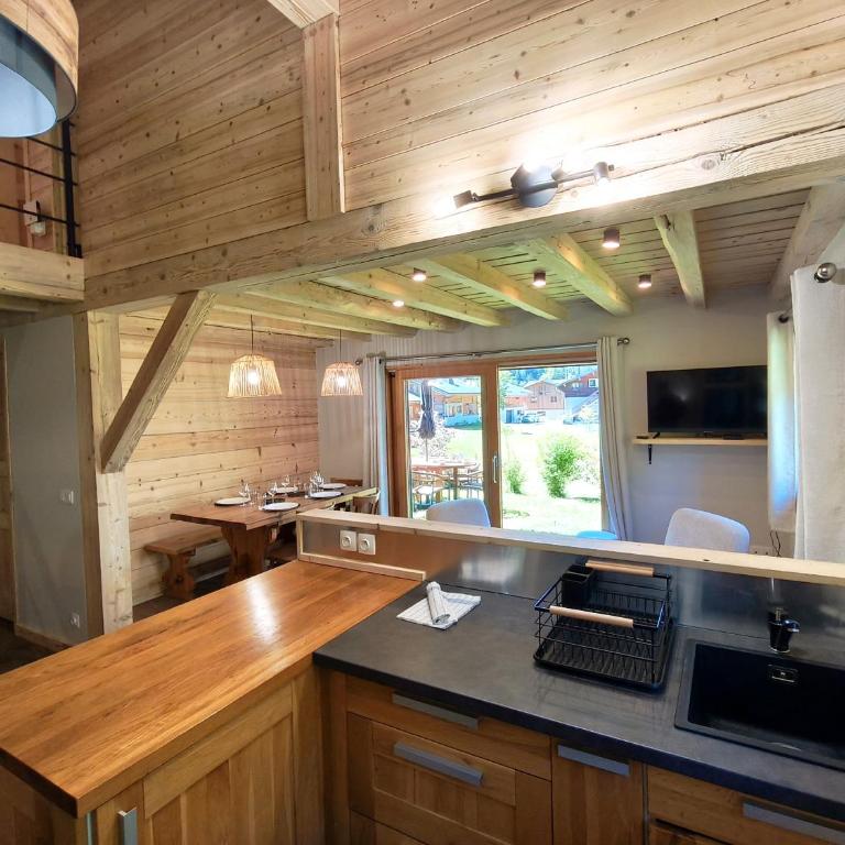 Chalet Les Framboisiers - by Care Concierge - Chalet - 9