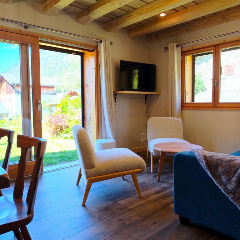 Chalet Les Framboisiers - by Care Concierge - Chalet - 11