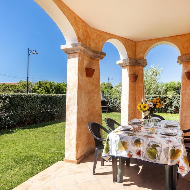 Villa Smeralda - Pool, Private Garden & Beach 100m - Appartamento con 2 Camere da Letto - 3