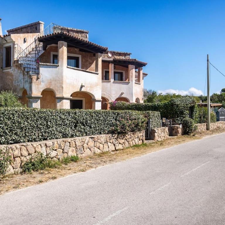 Villa Smeralda - Pool, Private Garden & Beach 100m - Appartamento con 2 Camere da Letto - 4