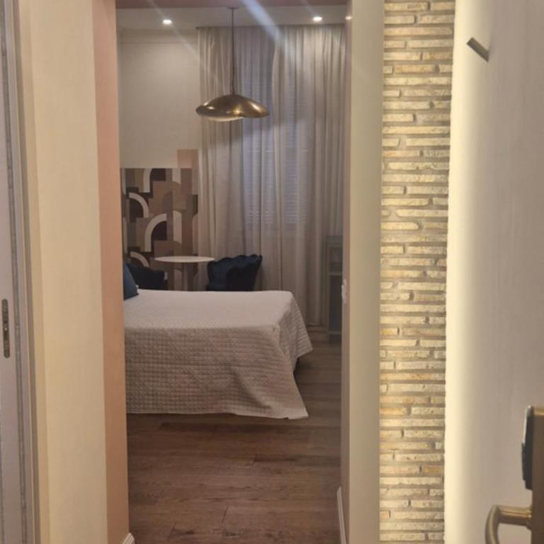 B62 CHARM APARTMENT Rome - Ampia Camera Matrimoniale - 23