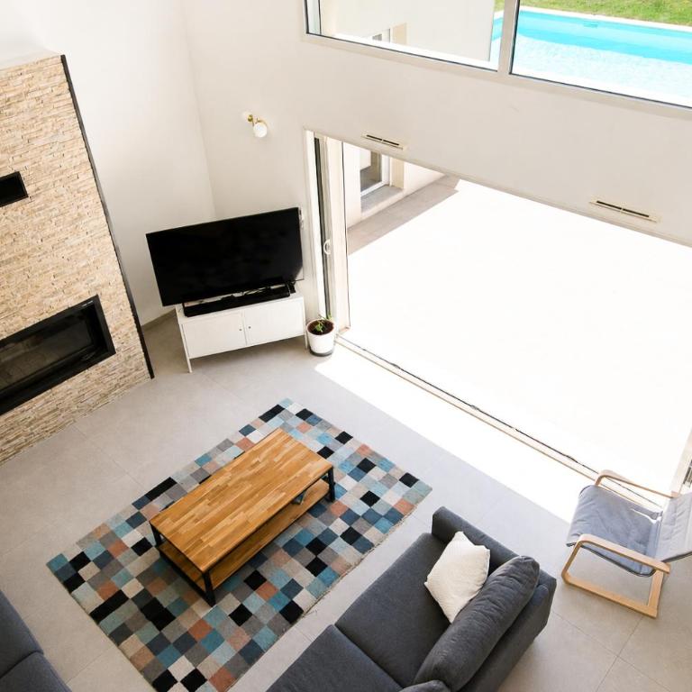 Villa Nevons - Villa avec Piscine Privée - 11