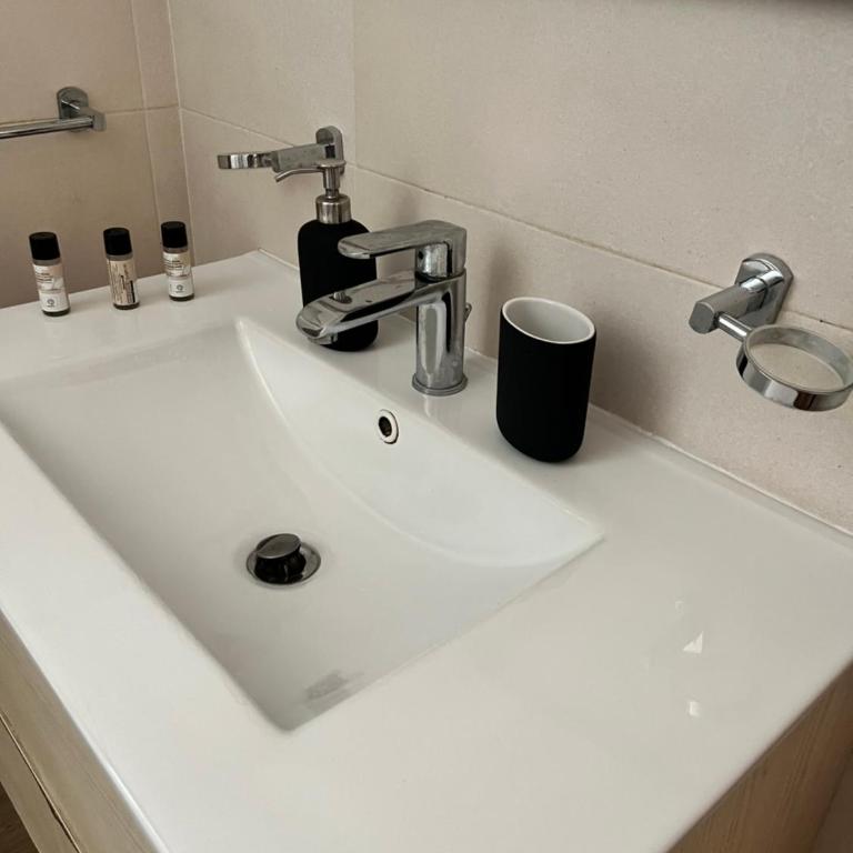 B&b casa Antonella - Appartamento con 1 Camera da Letto - 9