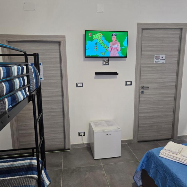 Gli Amici della Puglia 2 - Camera Familiare con Terrazza - 16